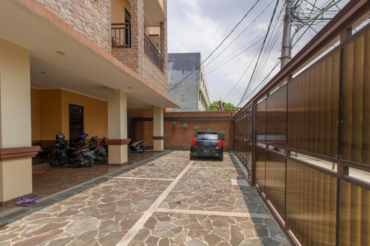 Reddoorz Near Manggarai Station 2 Hotel Jakarta Exterior photo